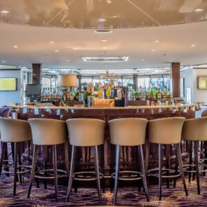 Hotelschiff Charles Dickens - Lounge (bar) 1
